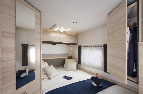 Schlafzimmer C56