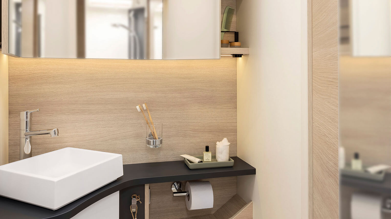 FOTOS VOM INNENRAUM RAPIDO Reisemobil 666F