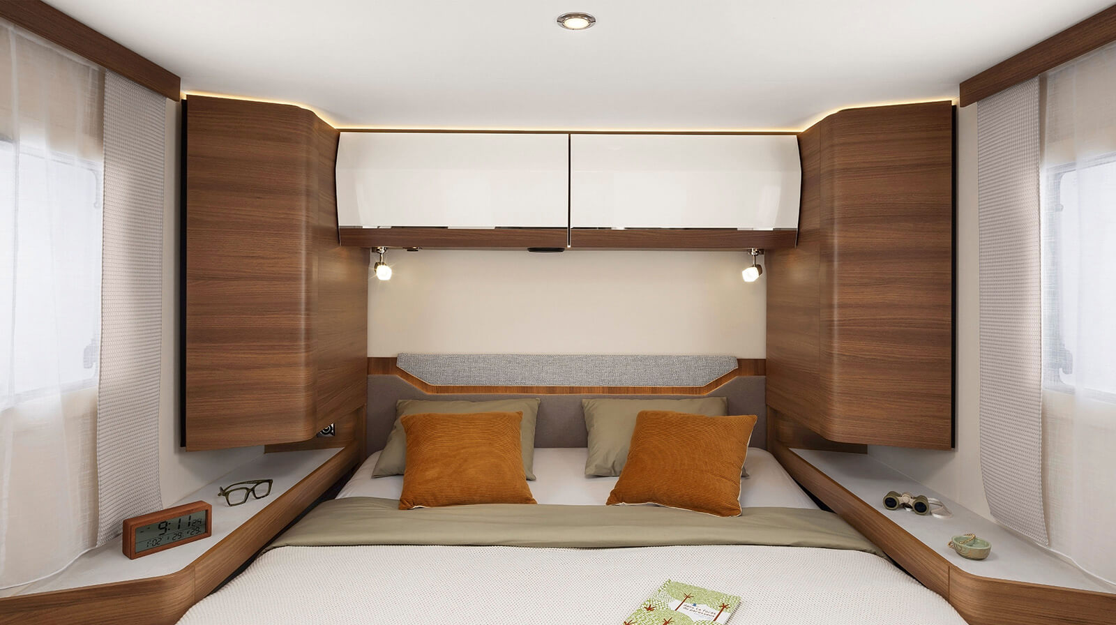 FOTOS VOM INNENRAUM RAPIDO Reisemobil 696F