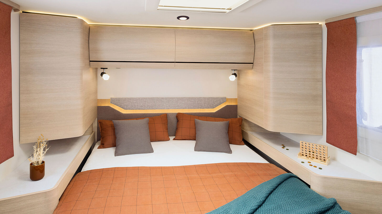 FOTOS VOM INNENRAUM RAPIDO Reisemobil C50