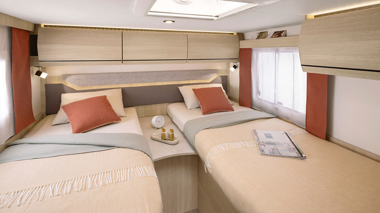 FOTOS VOM INNENRAUM RAPIDO Reisemobil C55