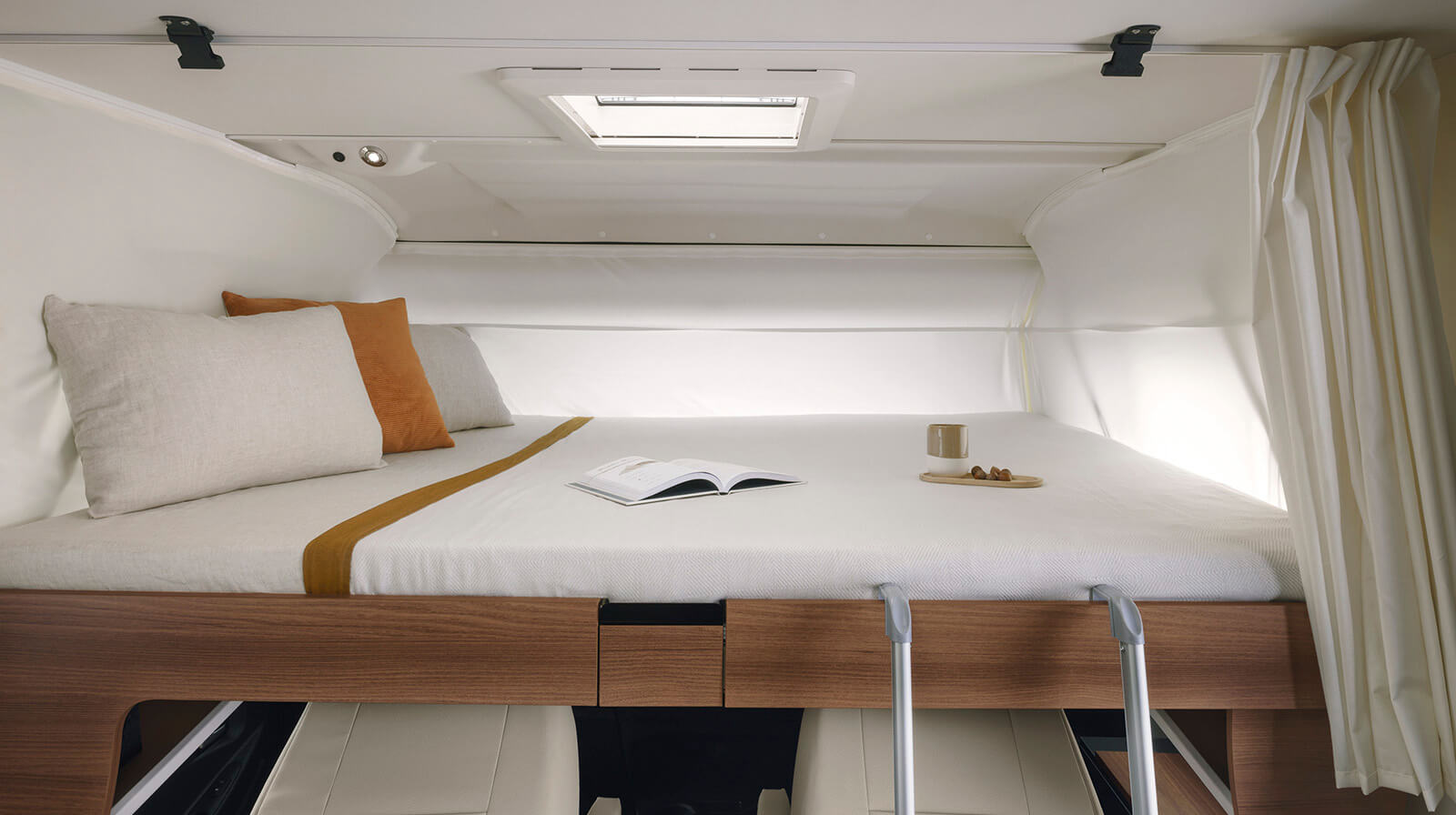 FOTOS VOM INNENRAUM RAPIDO Reisemobil C55i