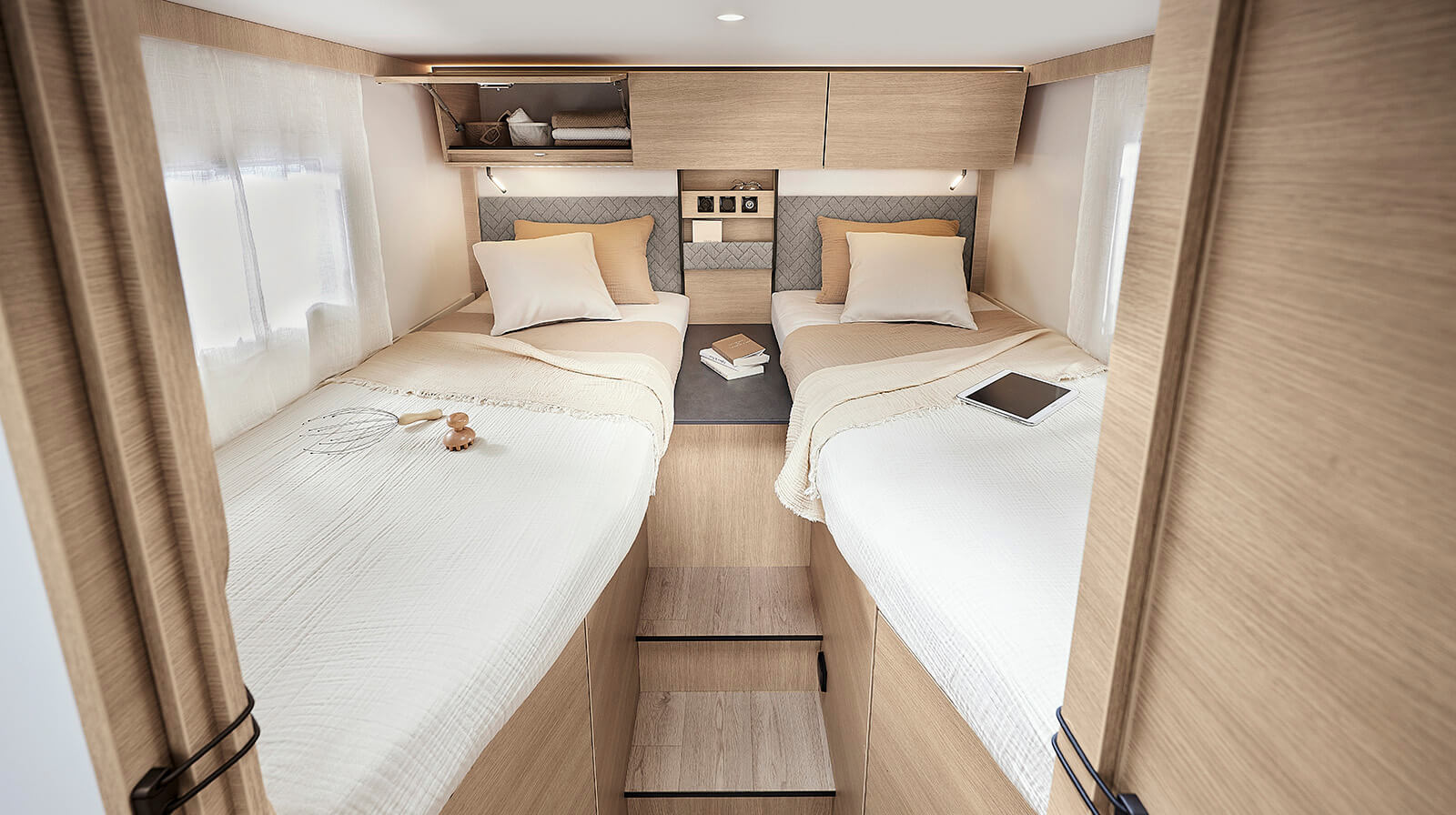 FOTOS VOM INNENRAUM RAPIDO Reisemobil C66